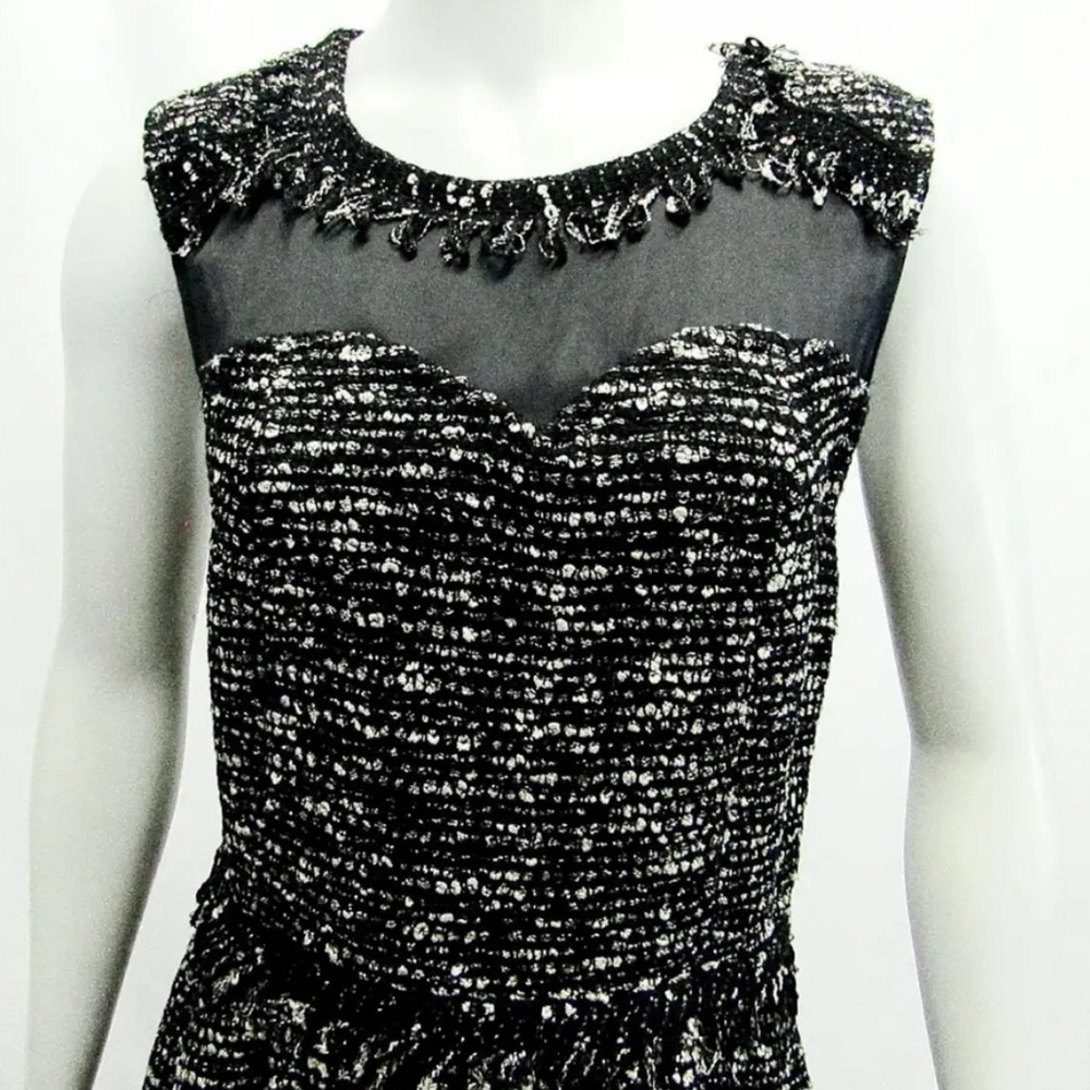 St. John Couture Black & Gold Dress Sz 2 - Picture 3 of 12